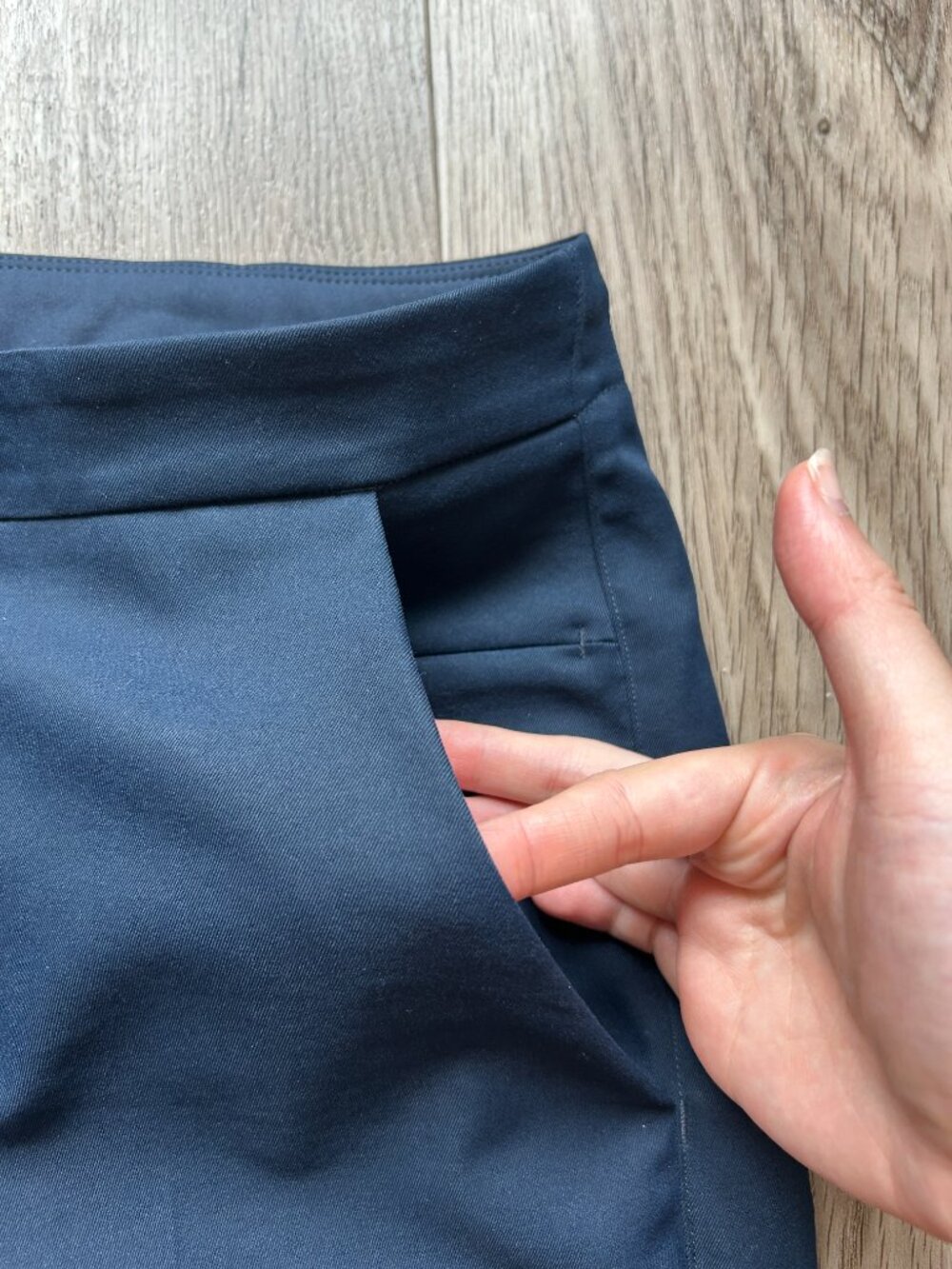 Lululemon Women's Business Casual Work Trouser Pants in True Navy Size 4 - Picture 4 of 8